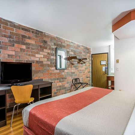 Motel 6-Madison, Wi - East Ngoại thất bức ảnh