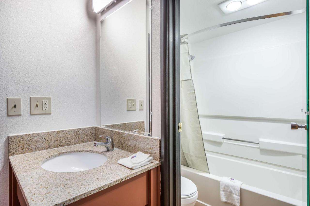 Motel 6-Madison, Wi - East Ngoại thất bức ảnh